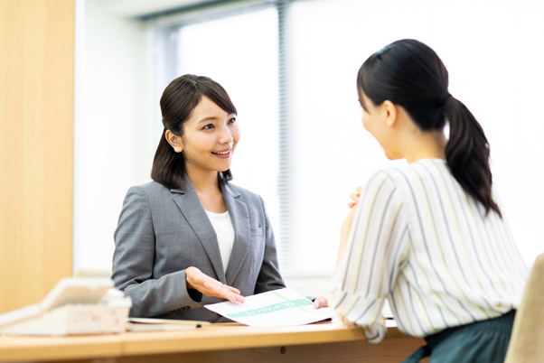 採用時にも喫煙対策の明記は必須